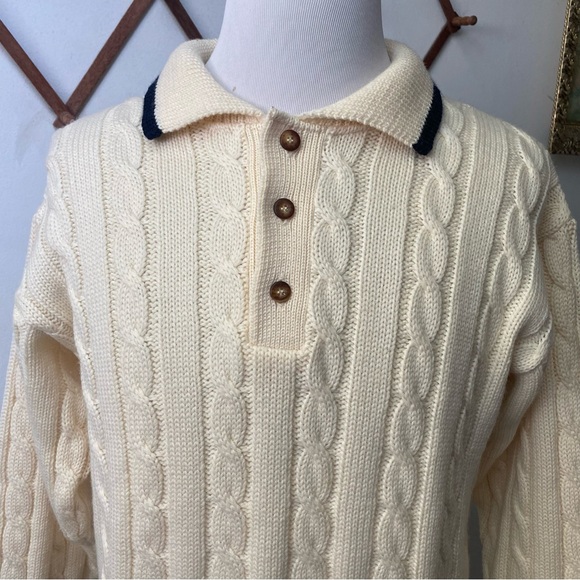 Vintage Cream Wool Cableknit Sweater - Picture 2 of 13